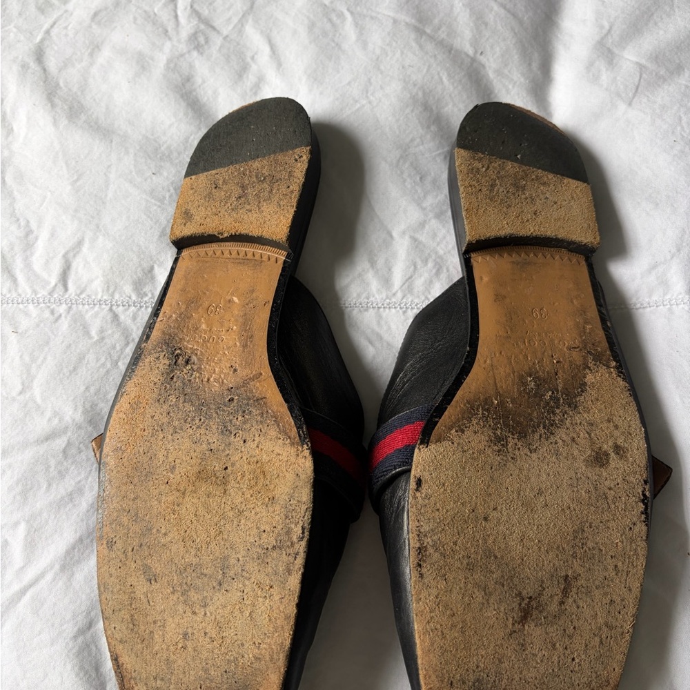 Gucci Black Leather Loafers with Red & Green Web Stripe - Picture 3 of 5